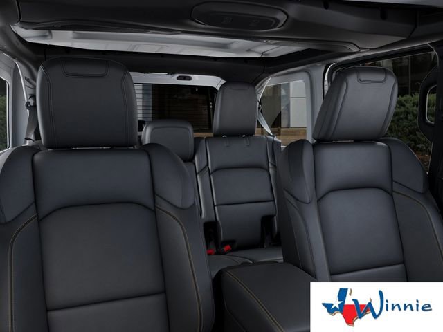 New 2026 Jeep Wrangler Sahara w/ Technology Group image 30