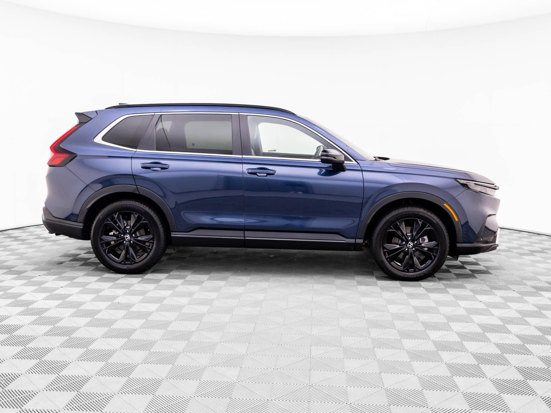 Used 2024 Honda CR-V Sport Touring image 7