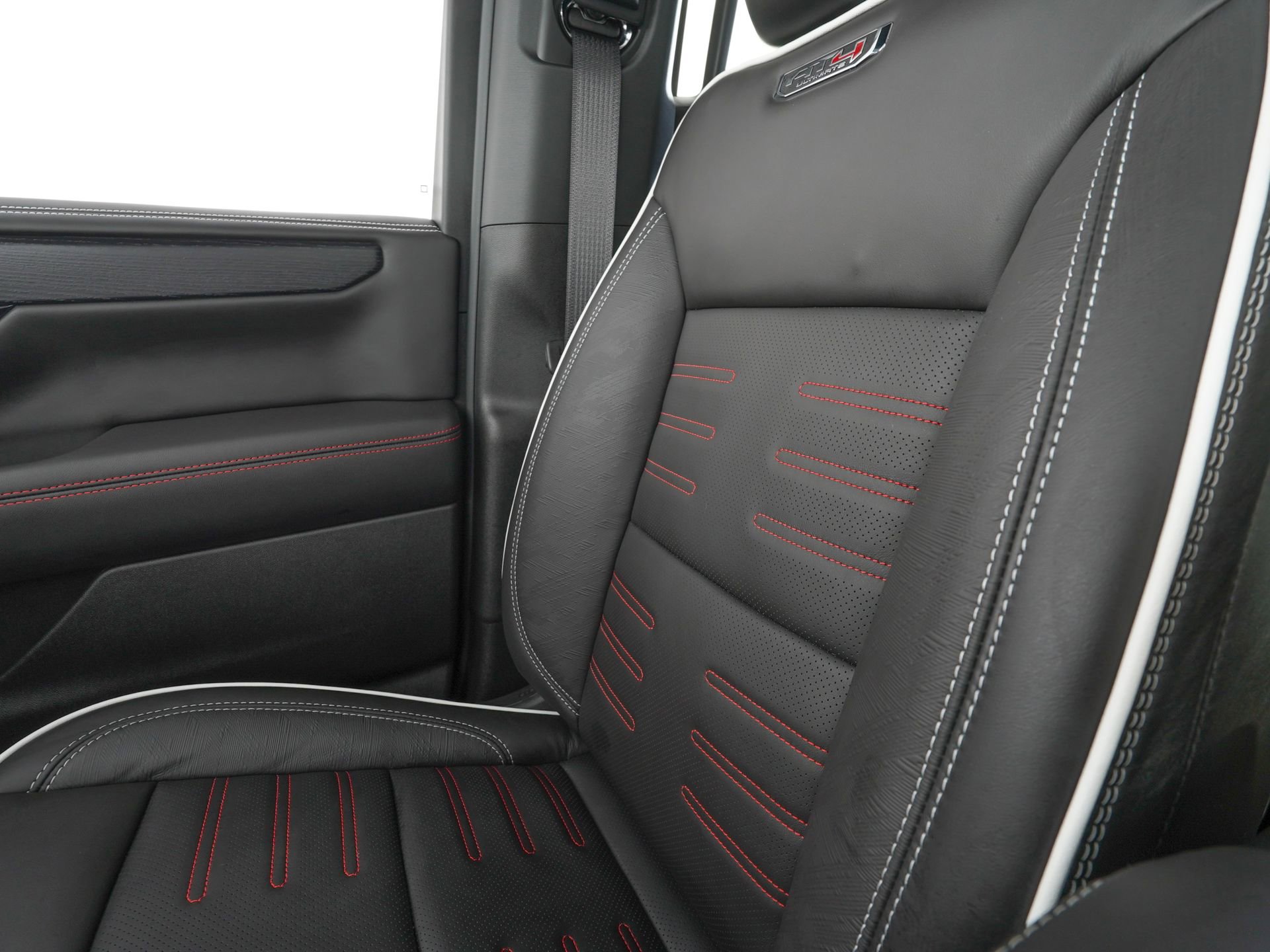 Used 2026 GMC Yukon AT4 Ultimate AWD/4WD image 29