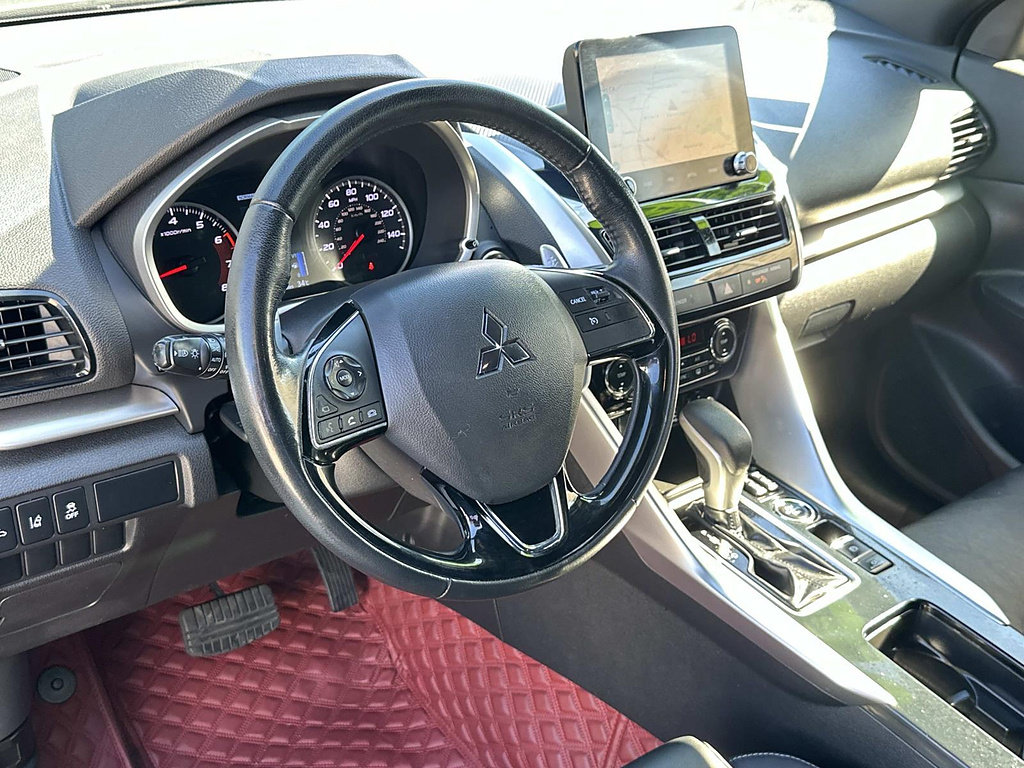 Used 2022 Mitsubishi Eclipse Cross SE AWD/4WD image 2