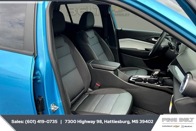 New 2026 Chevrolet Trax LT w/ Driver Confidence Package image 9