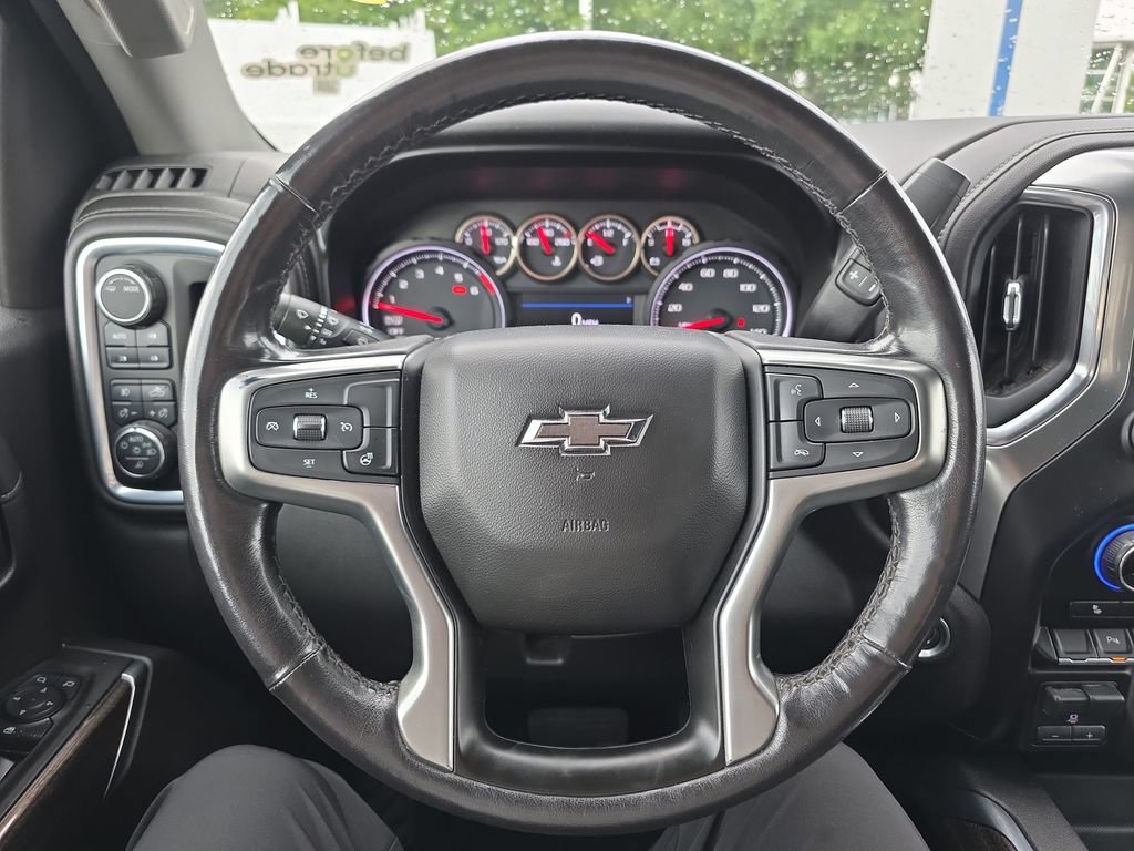 Used 2020 Chevrolet Silverado 1500 LT Trail Boss AWD/4WD image 25
