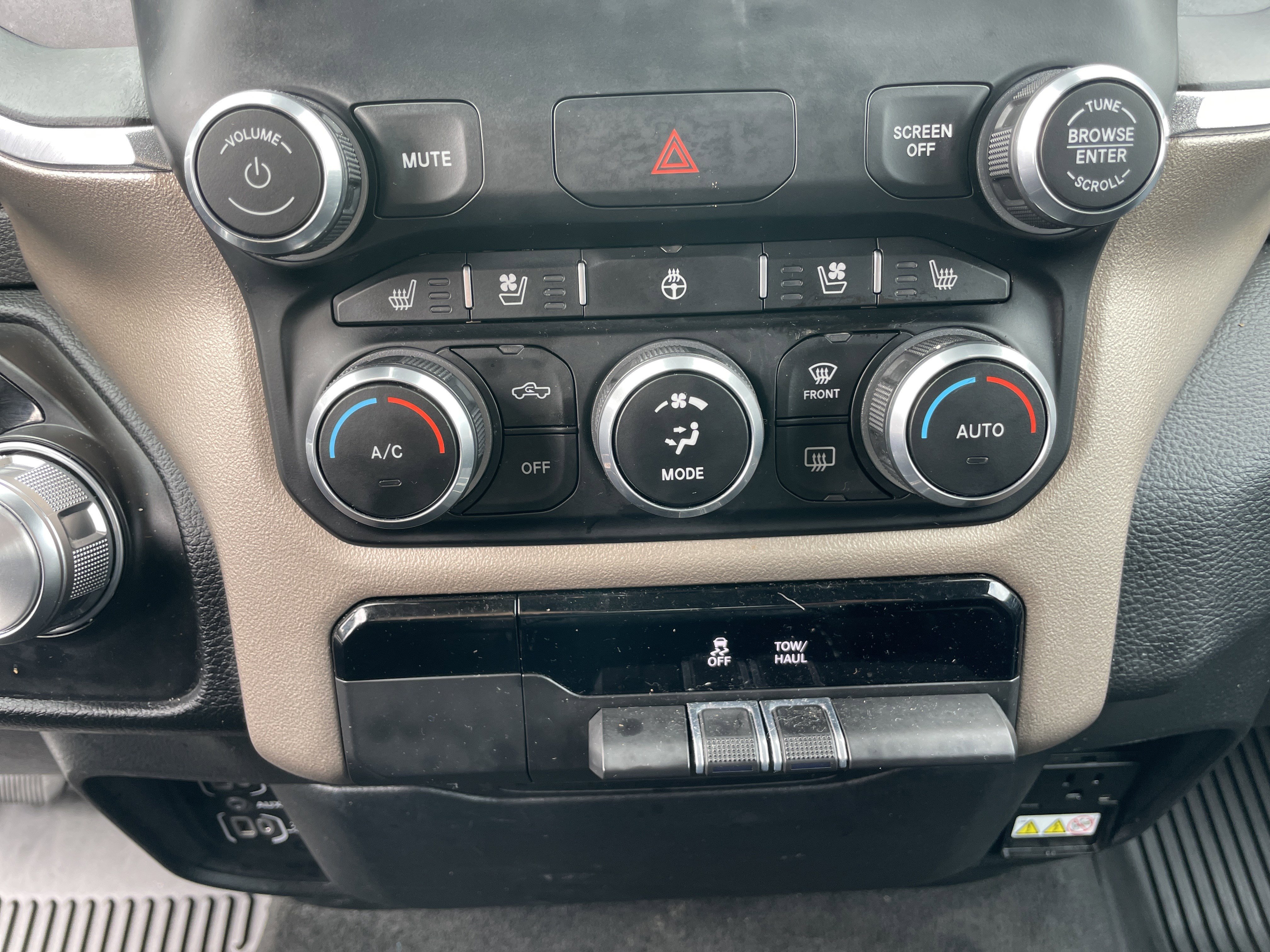 Certified 2022 RAM 1500 Laramie image 50