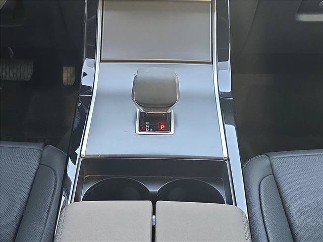 Used 2026 Land Rover Range Rover Velar S AWD/4WD image 17