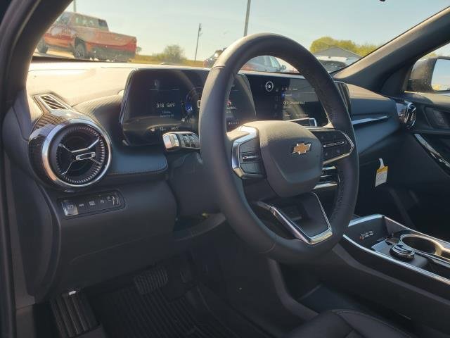 New 2026 Chevrolet Equinox LT w/ Convenience Package II image 16