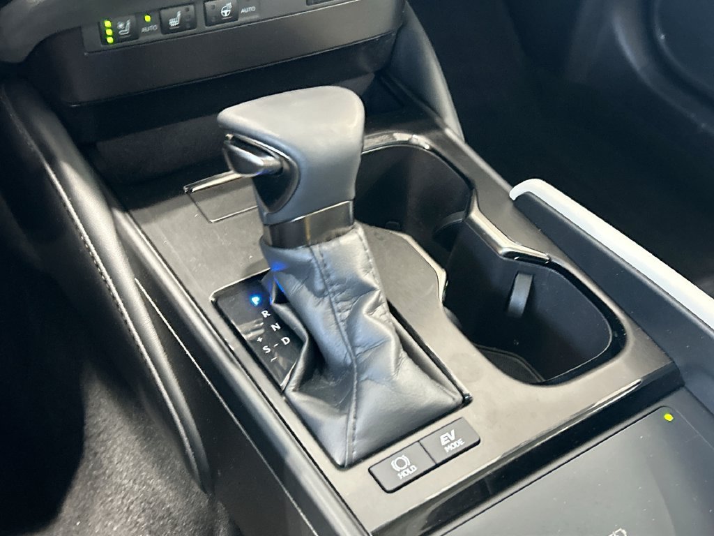 Used 2024 Lexus ES 300h w/ Premium Package FWD image 21