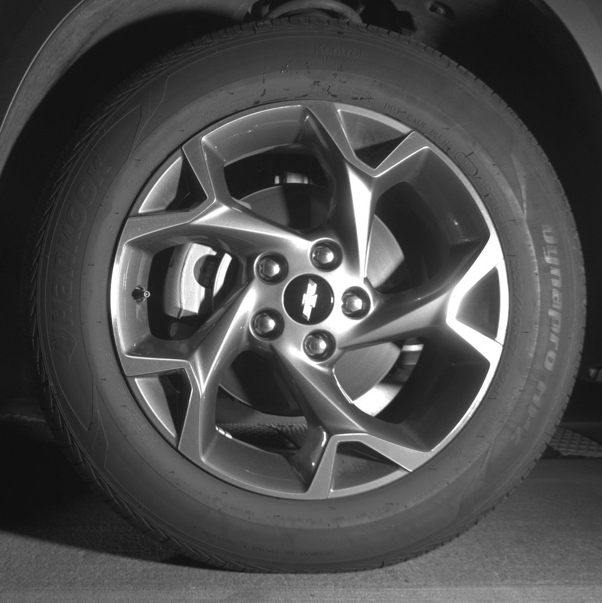 Used 2025 Chevrolet Trax LT w/ LT Convenience Package image 12
