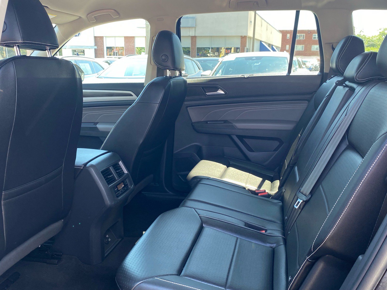 Used 2021 Volkswagen Atlas SE FWD image 19