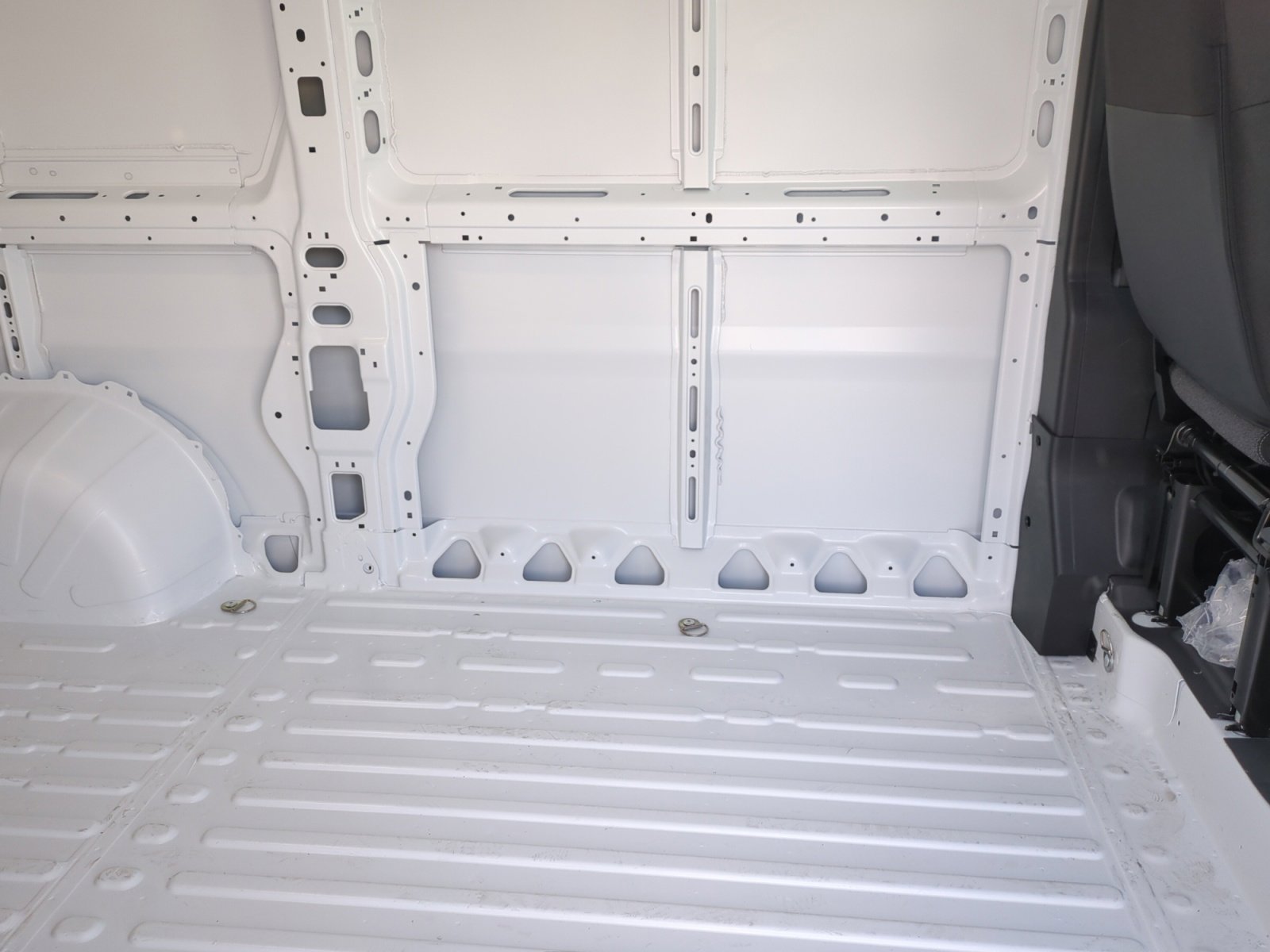 New 2025 RAM ProMaster 1500 w/ Convenience Group image 18