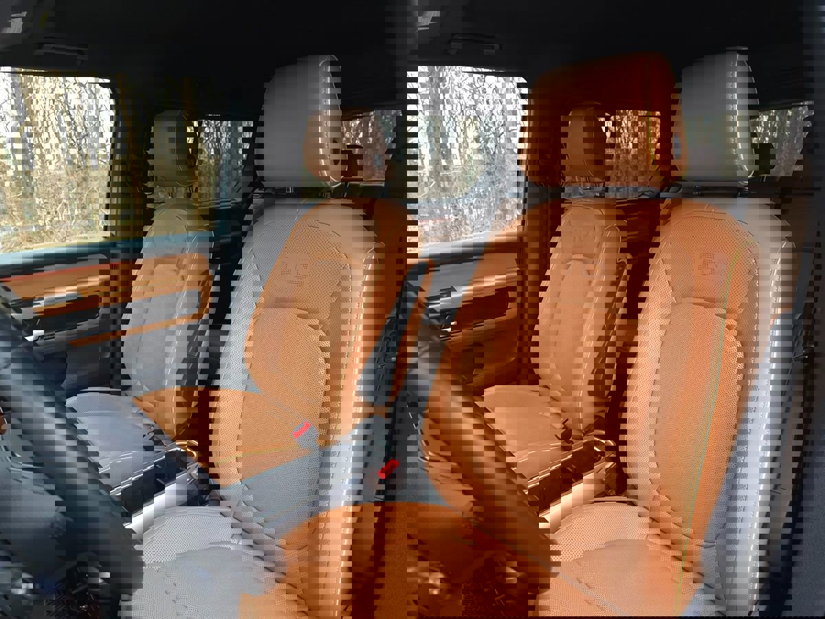 Used 2025 Volkswagen ID. Buzz Pro S image 14