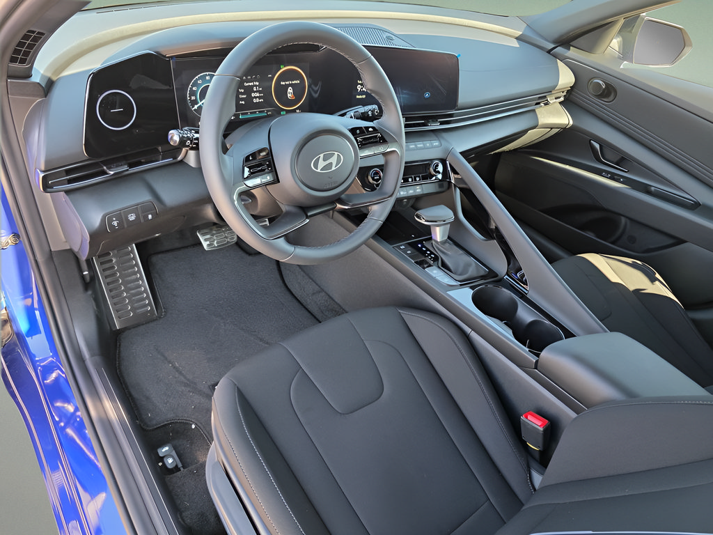 New 2026 Hyundai Elantra SEL FWD image 14