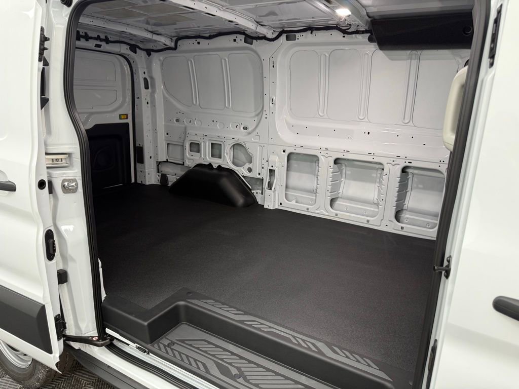 New 2025 Ford Transit 150 Low Roof image 25