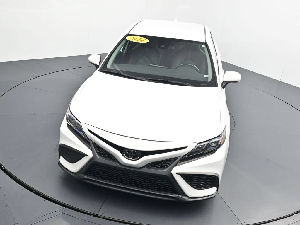 Used 2024 Toyota Camry SE FWD image 22