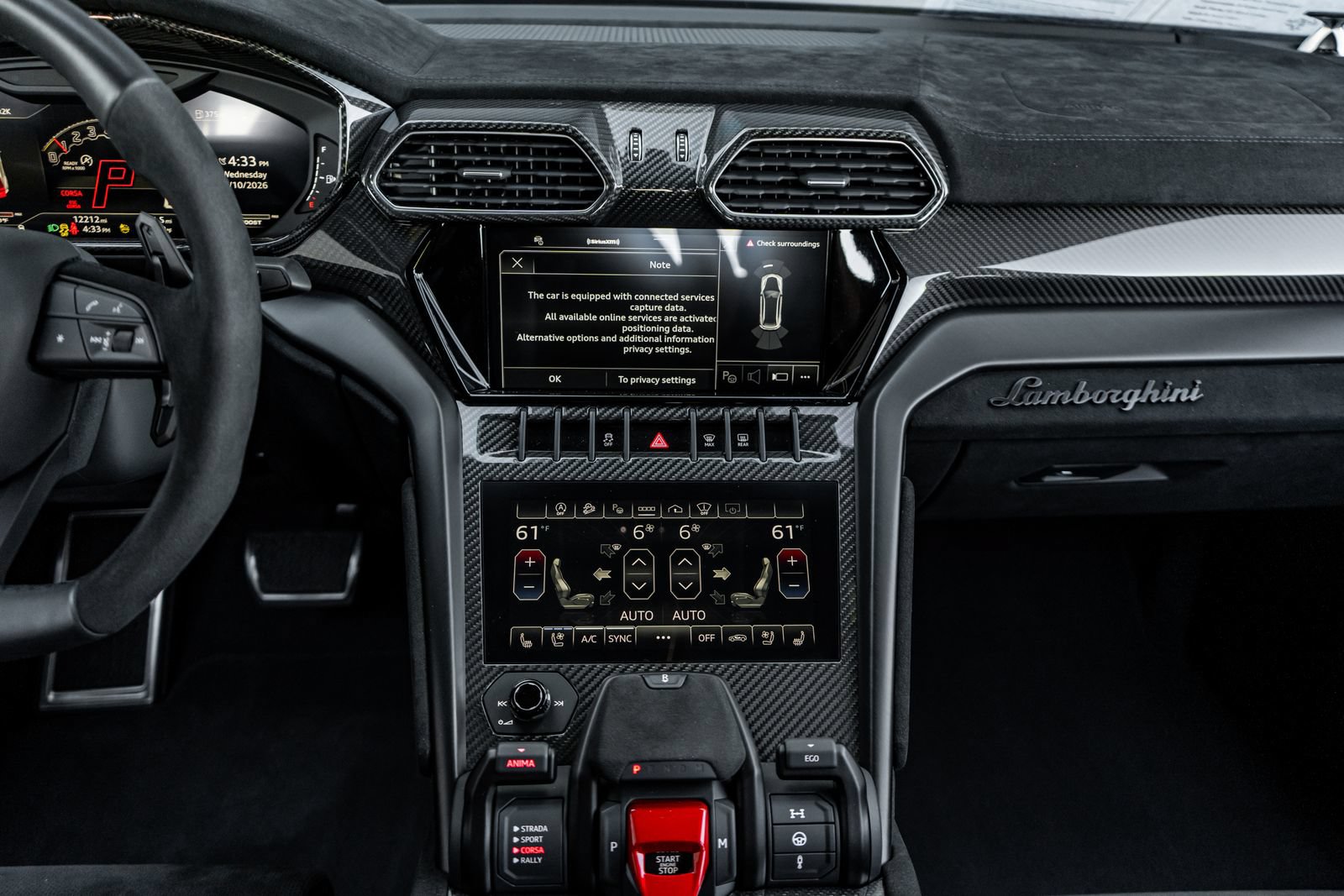 Used 2023 Lamborghini Urus Performante AWD/4WD image 33