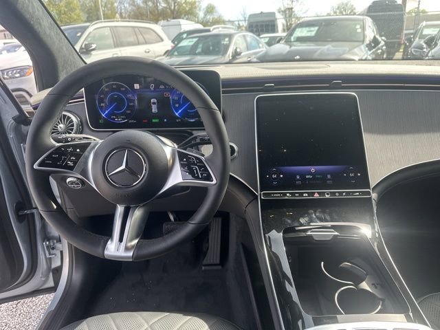 New 2023 Mercedes-Benz EQE 500 4MATIC SUV image 14