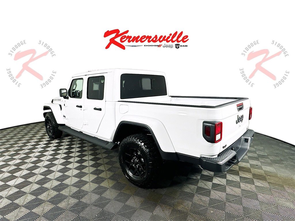 New 2025 Jeep Gladiator Sport image 5