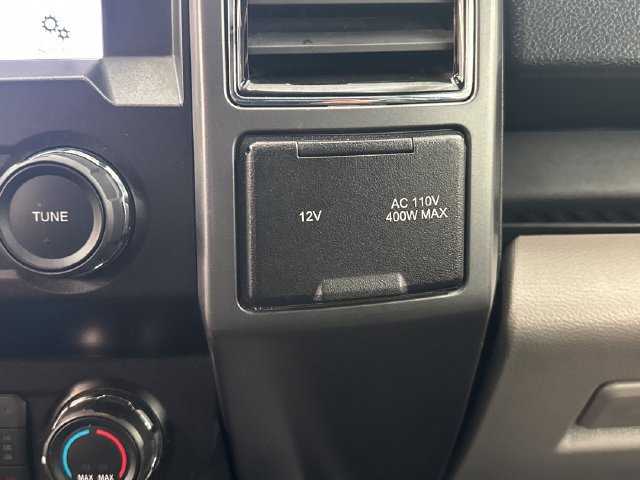 Used 2019 Ford F150 XLT w/ Equipment Group 302A Luxury AWD/4WD image 32
