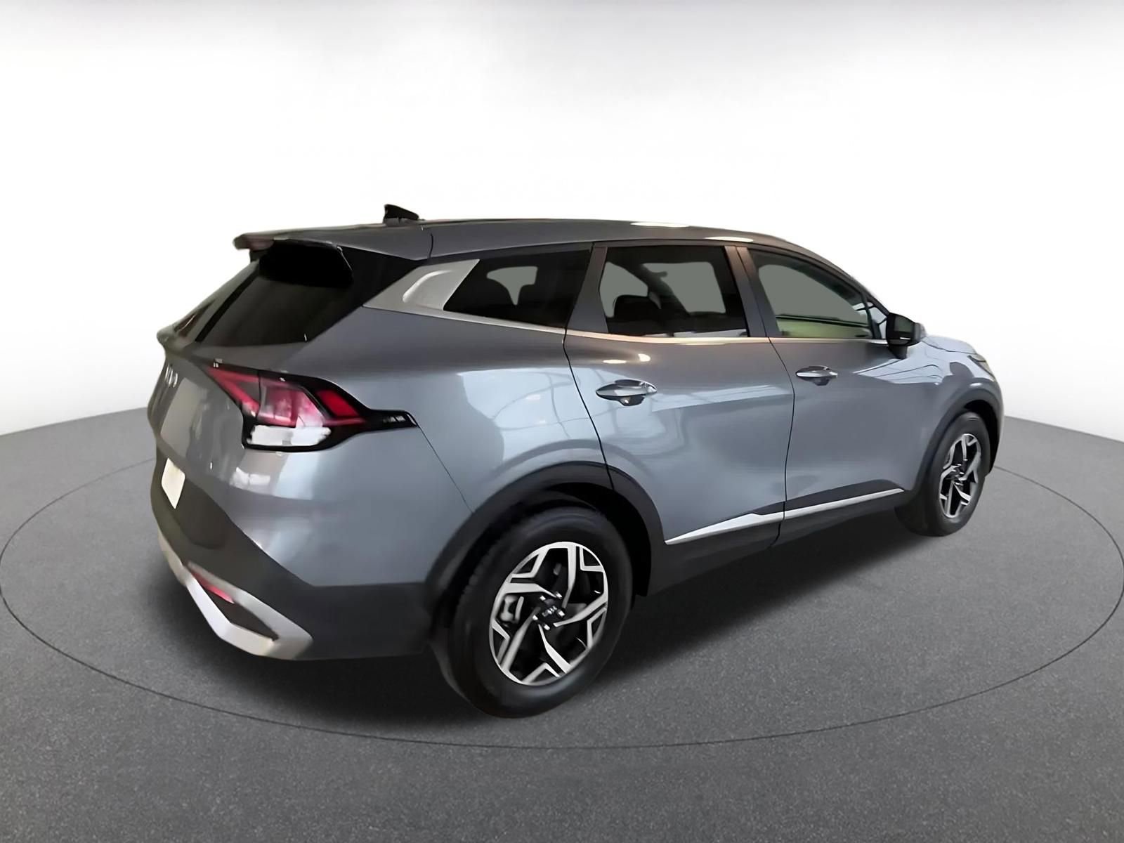Used 2025 Kia Sportage LX image 21