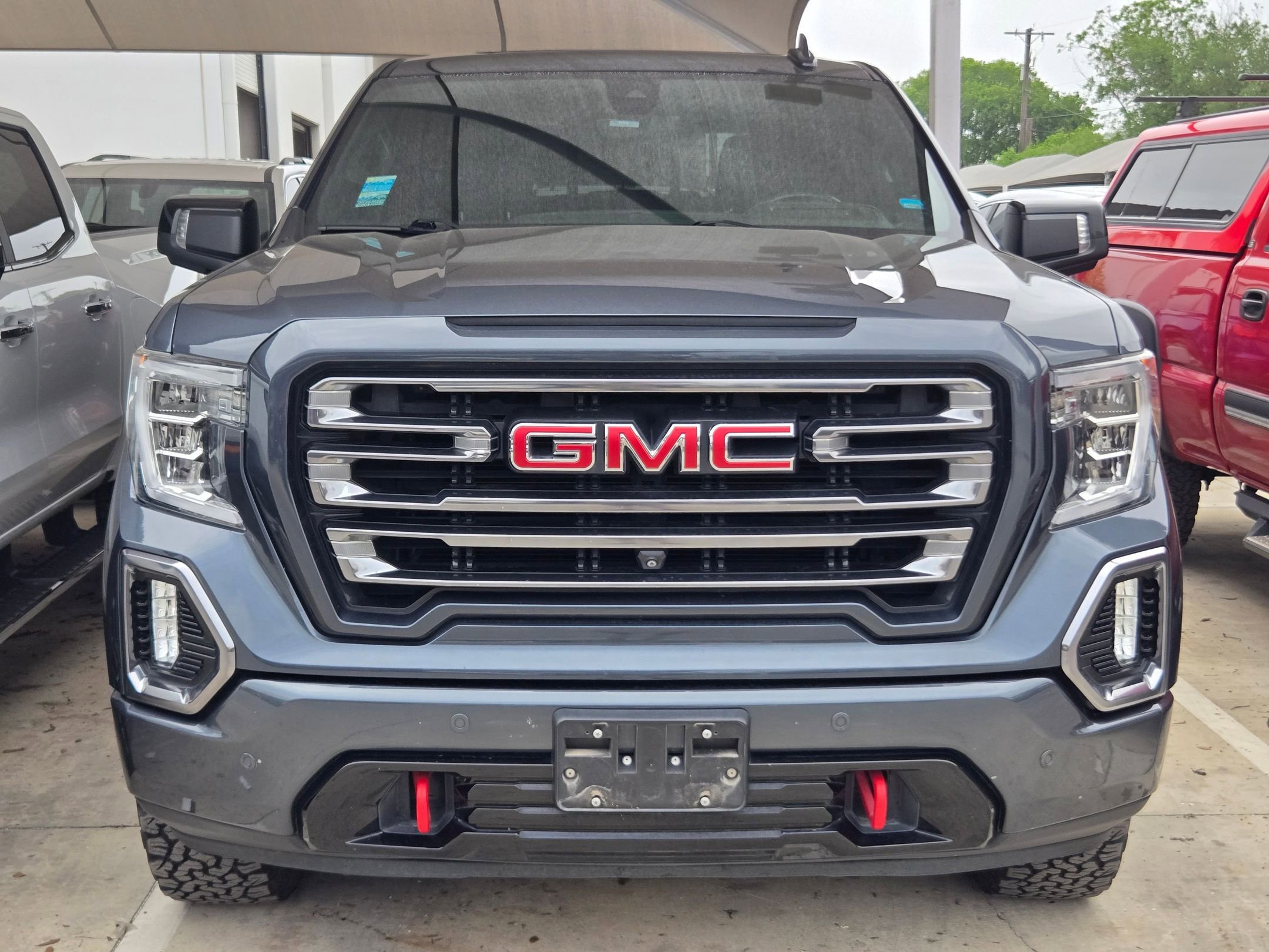 Used 2019 GMC Sierra 1500 AT4 w/ AT4 Premium Package AWD/4WD image 2