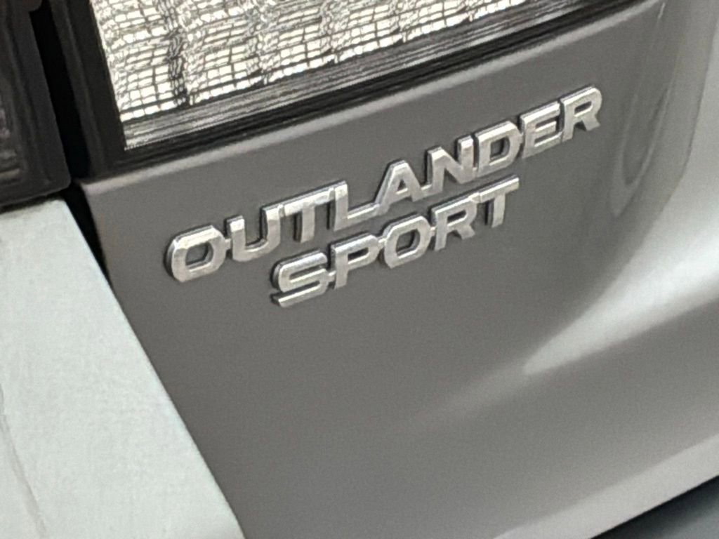 Used 2025 Mitsubishi Outlander Sport ES AWD/4WD image 22