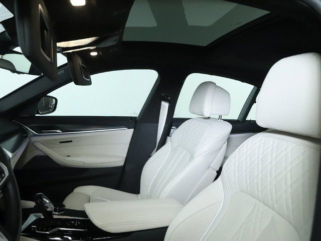 Certified 2023 BMW 540i xDrive w/ Executive Package image 21