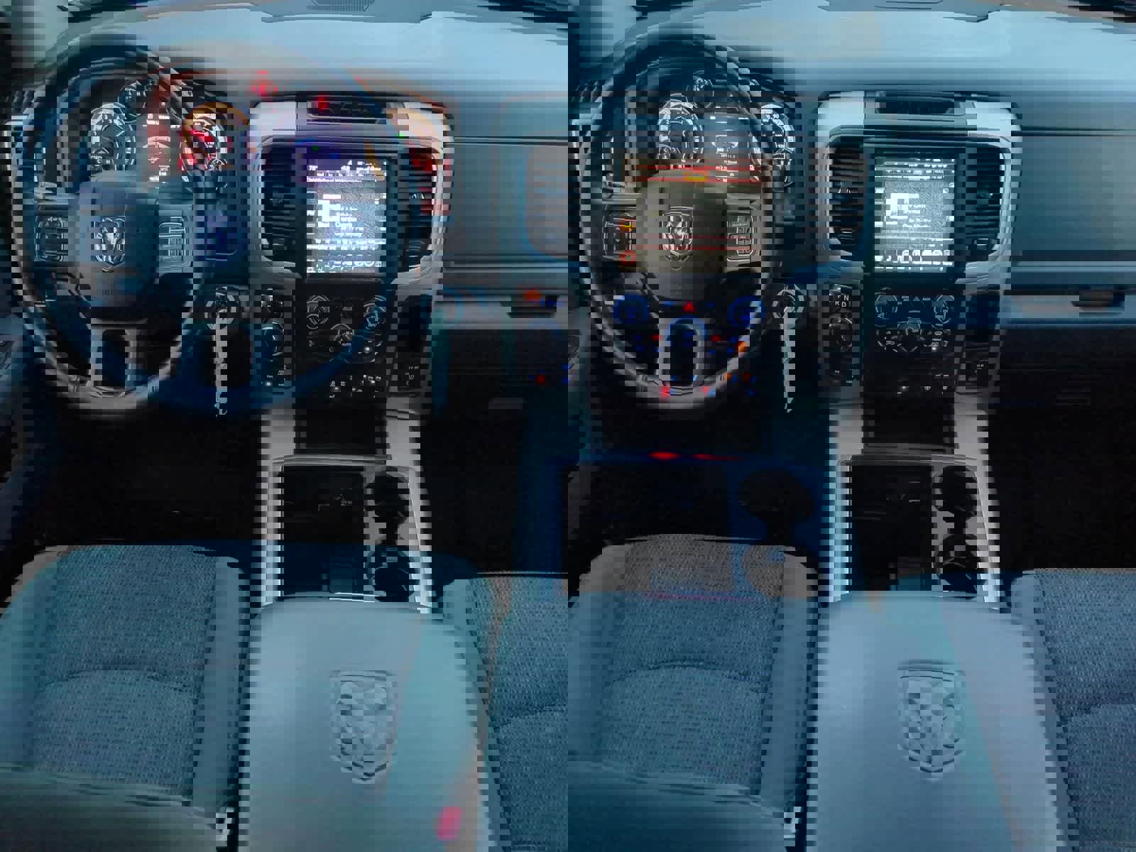 Used 2015 RAM 1500 Outdoorsman image 15