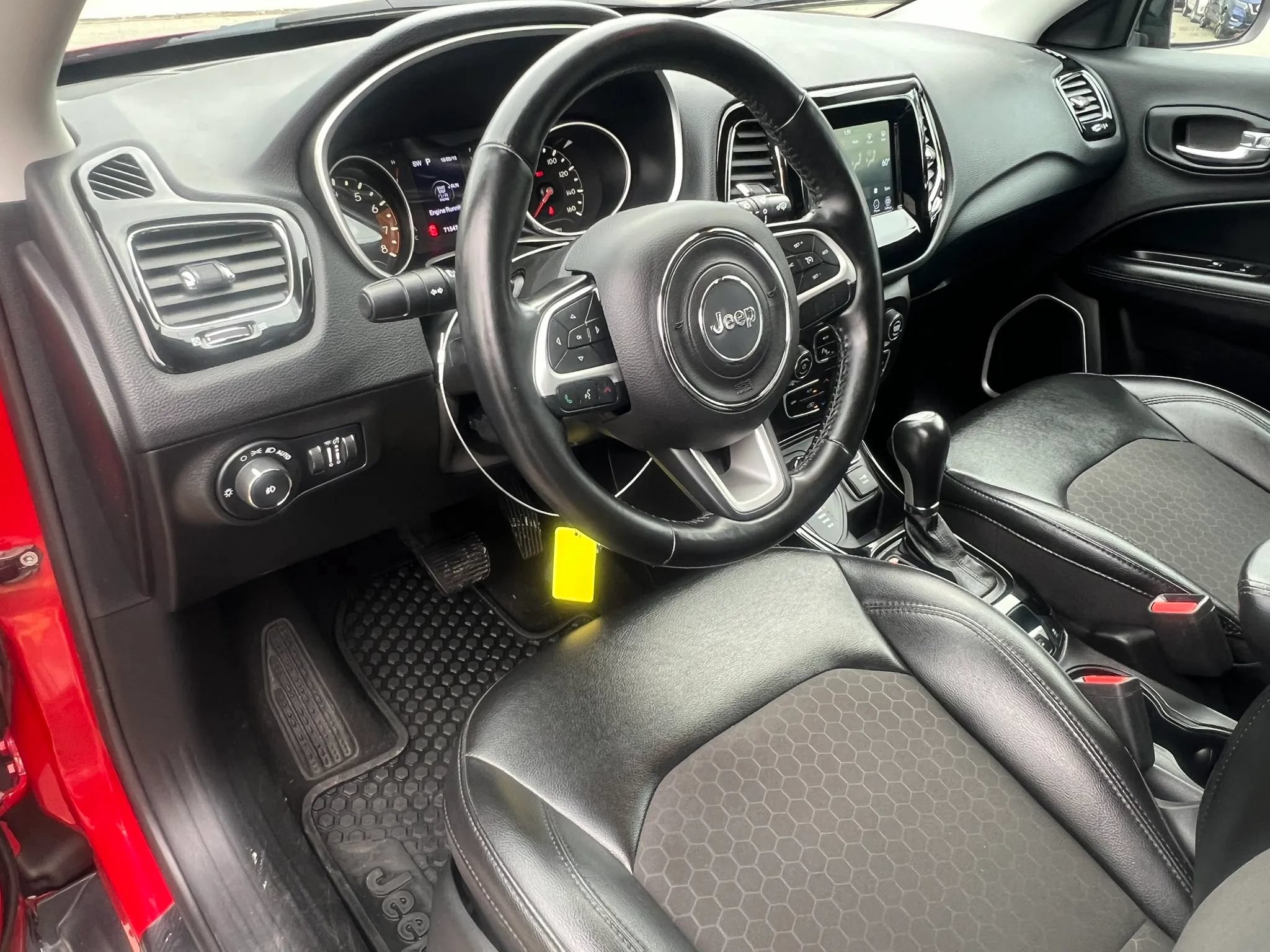 Used 2020 Jeep Compass Latitude AWD/4WD image 15