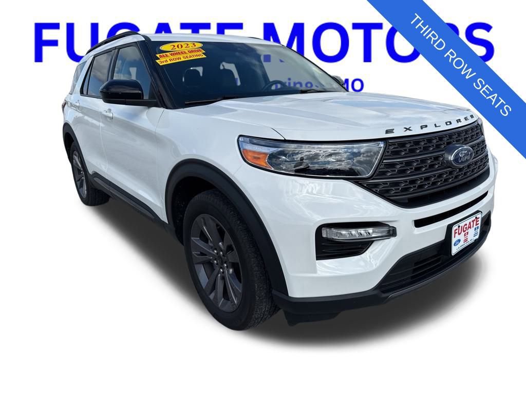 Used 2023 Ford Explorer XLT w/ Equipment Group 202A image 11