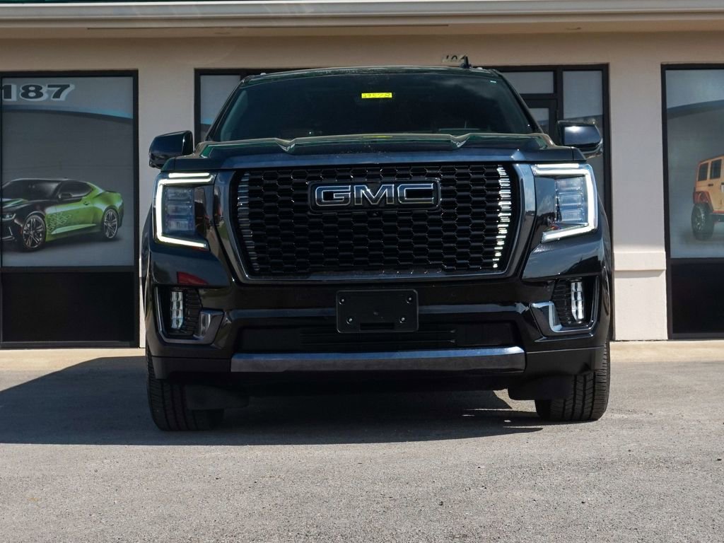 Used 2023 GMC Yukon XL Denali Ultimate image 7