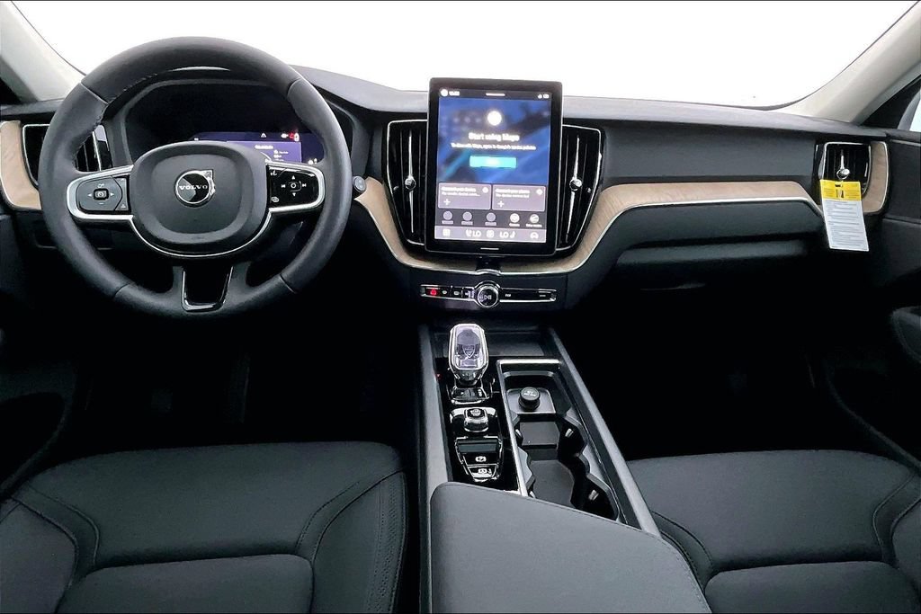New 2026 Volvo XC60 B5 Core w/ Climate Package AWD/4WD image 5