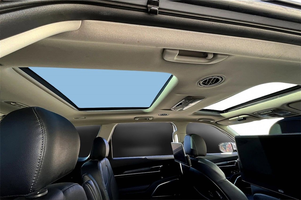 Used 2022 Kia Telluride SX w/ Nightfall Edition Package image 15
