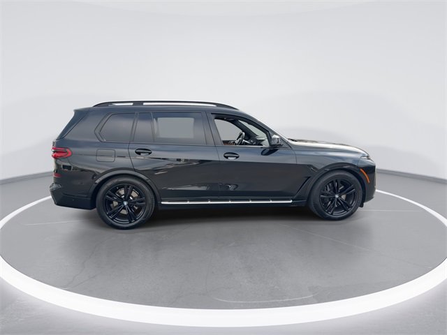 Used 2023 BMW X7 xDrive40i w/ Executive Package image 9