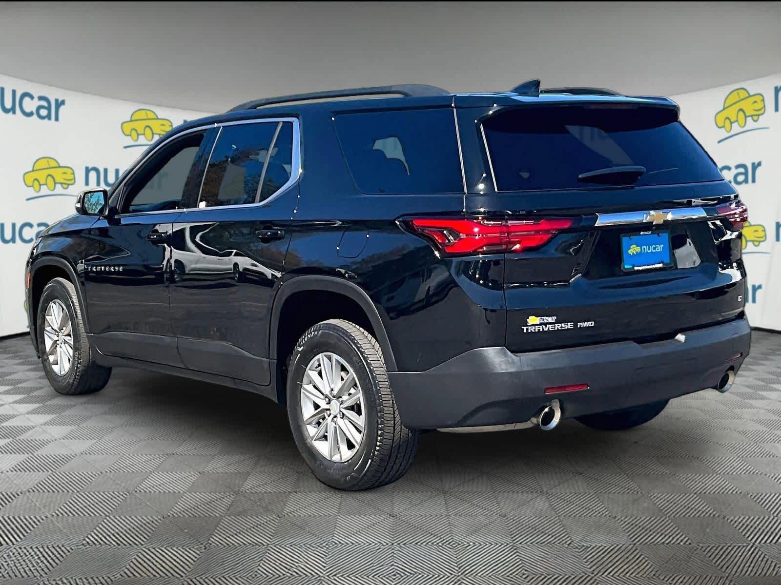 Used 2023 Chevrolet Traverse LT AWD/4WD image 4