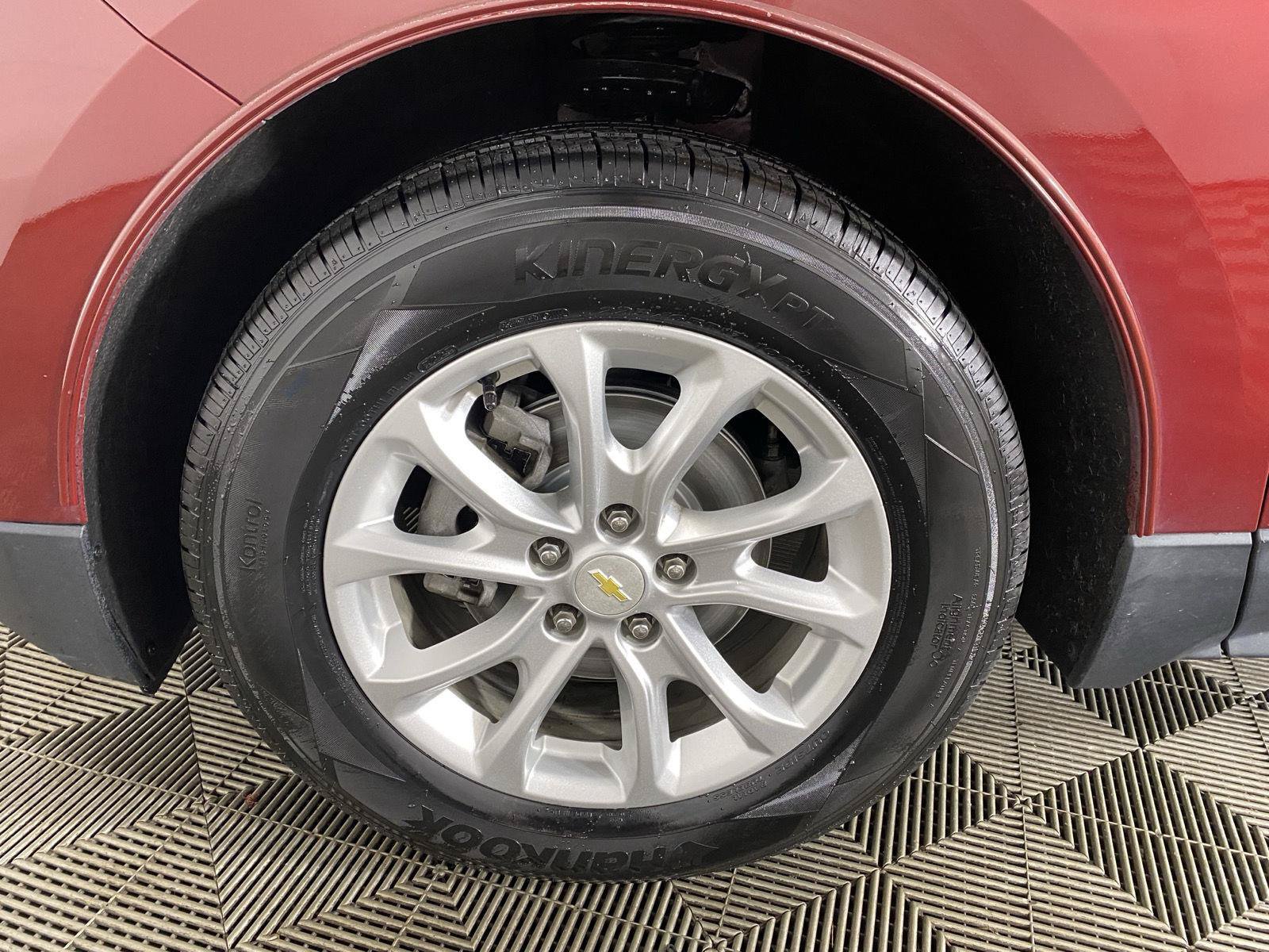 Used 2019 Chevrolet Equinox LT FWD image 26