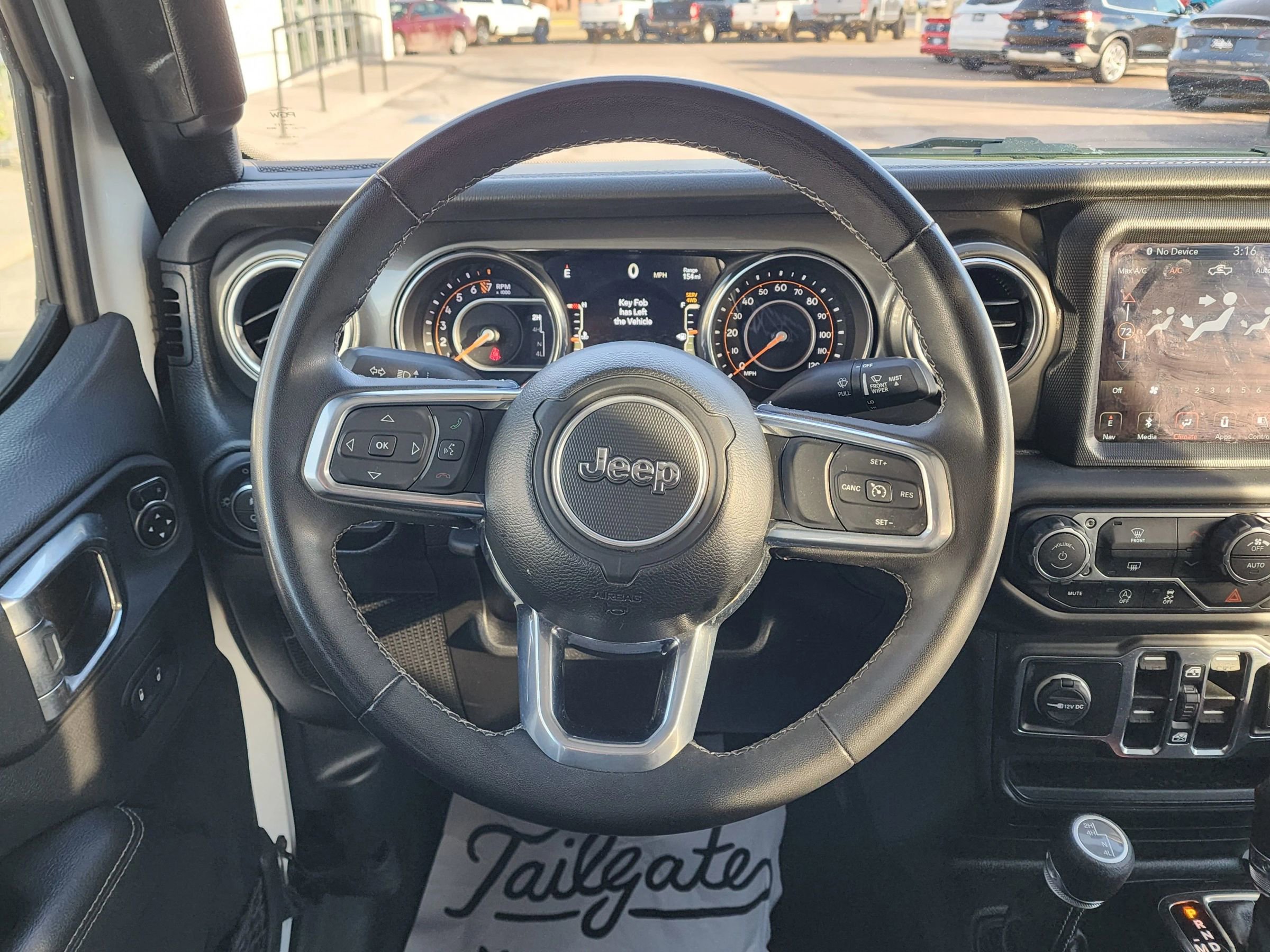 Used 2023 Jeep Gladiator Overland image 20