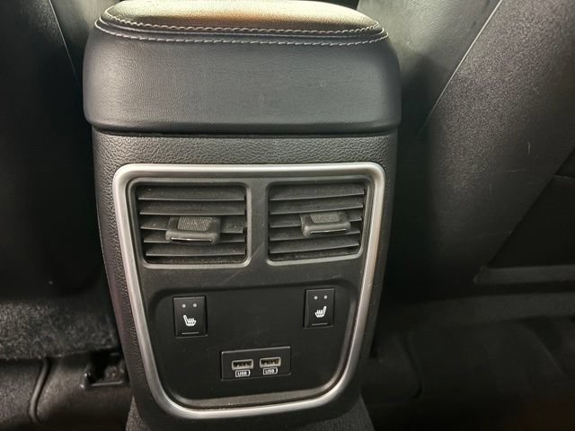Used 2022 Dodge Charger R/T w/ Plus Group RWD image 10