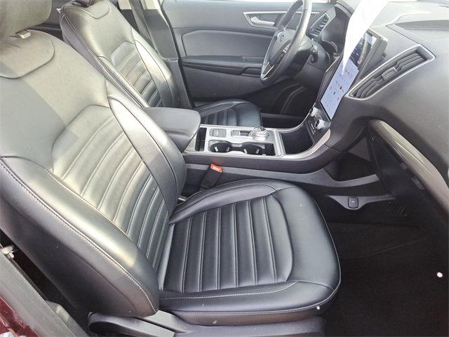 Used 2024 Ford Edge SEL image 25