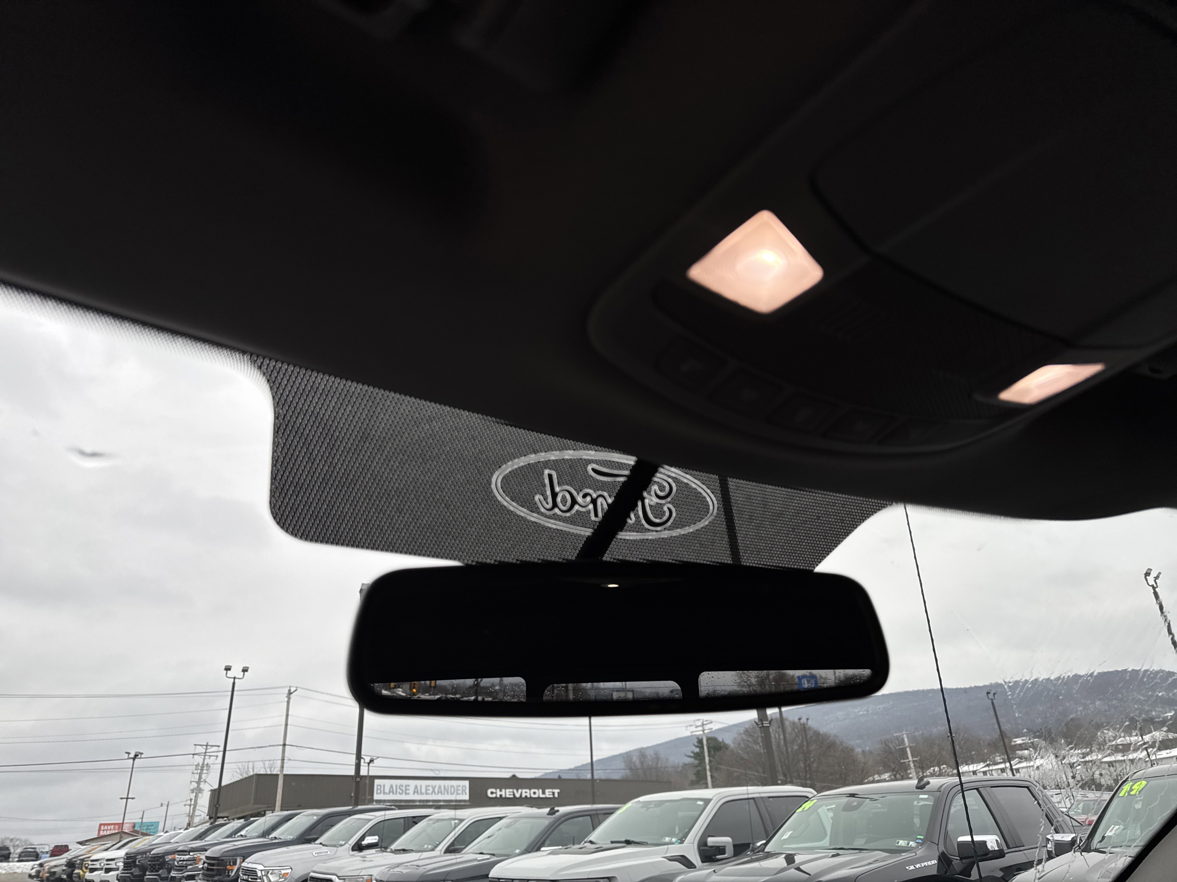 Used 2017 Ford F150 Lariat image 15