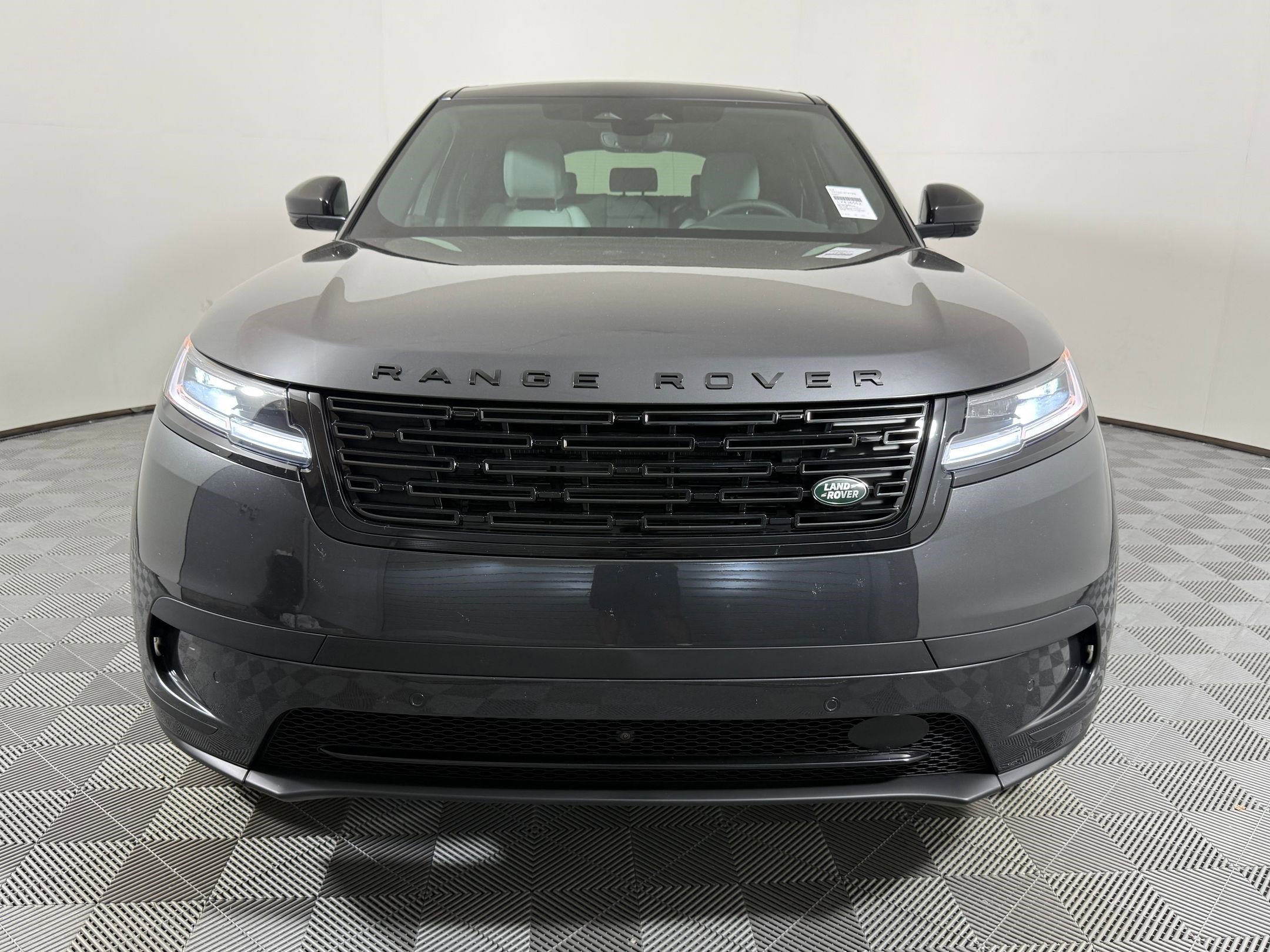 New 2026 Land Rover Range Rover Velar S AWD/4WD image 7