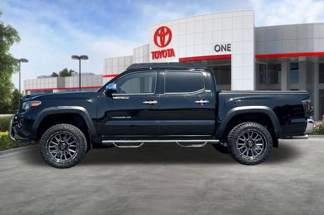 Used 2017 Toyota Tacoma SR w/ SR Convenience Package RWD image 8