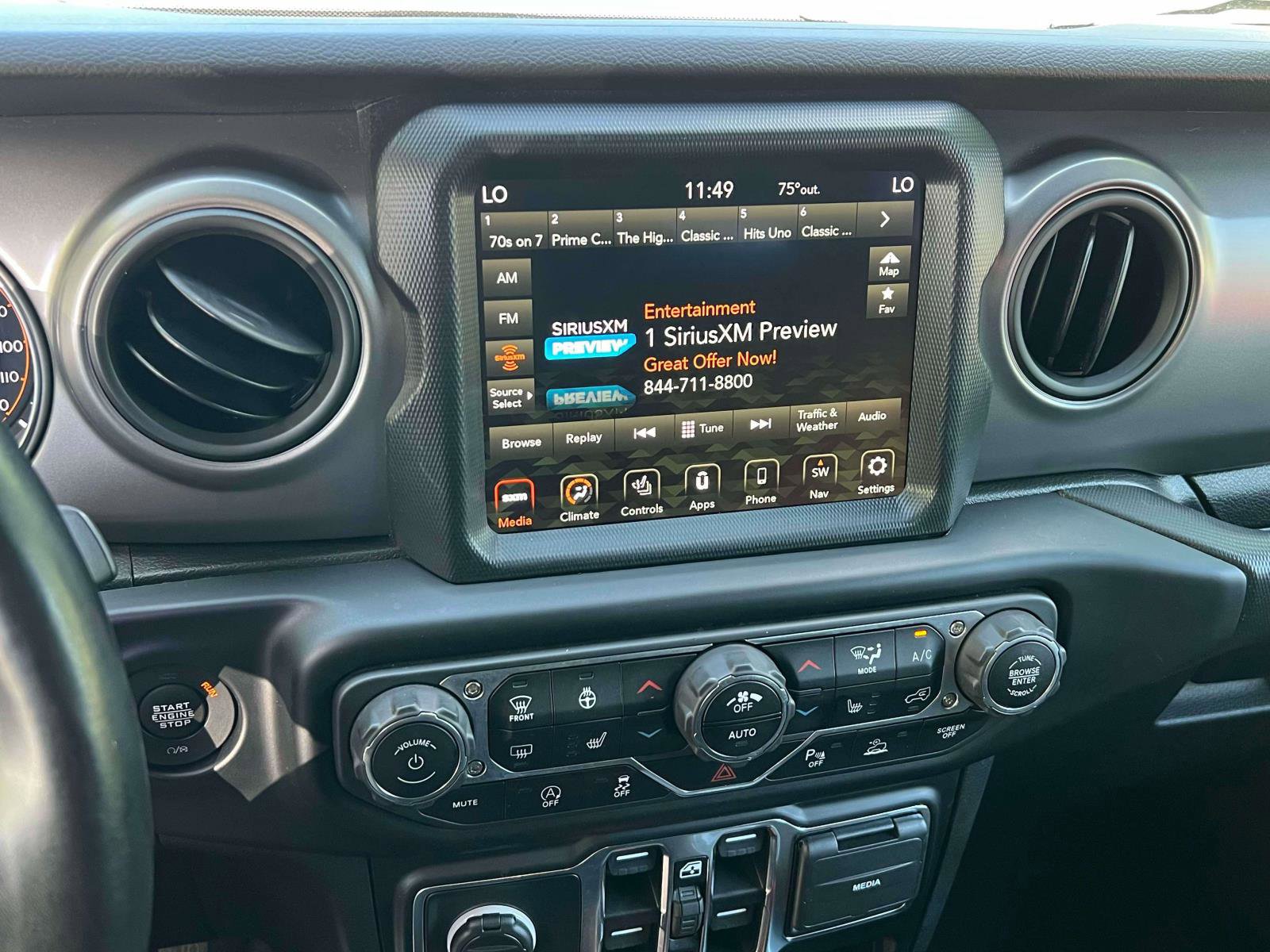 Used 2021 Jeep Wrangler Unlimited Sport AWD/4WD image 13