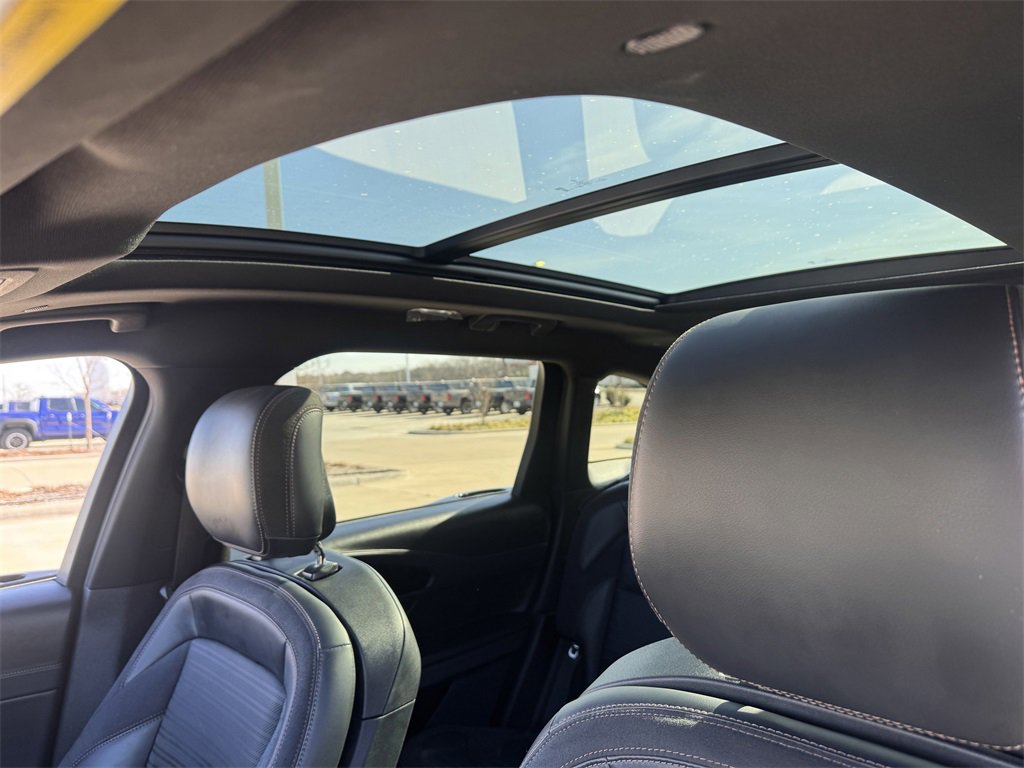 Used 2024 Lincoln Nautilus Reserve w/ Equipment Group 202A image 22