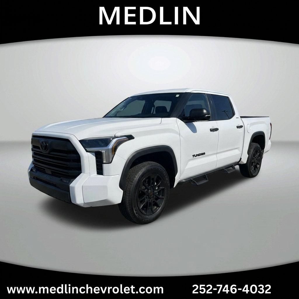 Used 2023 Toyota Tundra SR5 w/ SR5 Convenience Package AWD/4WD image 2