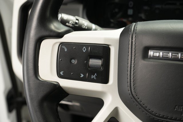Used 2023 Land Rover Defender 130 X-Dynamic SE AWD/4WD image 34