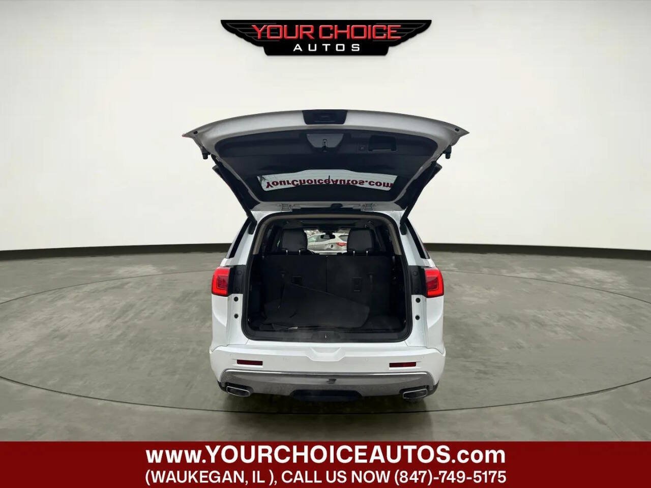 Used 2019 GMC Acadia Denali AWD/4WD image 9