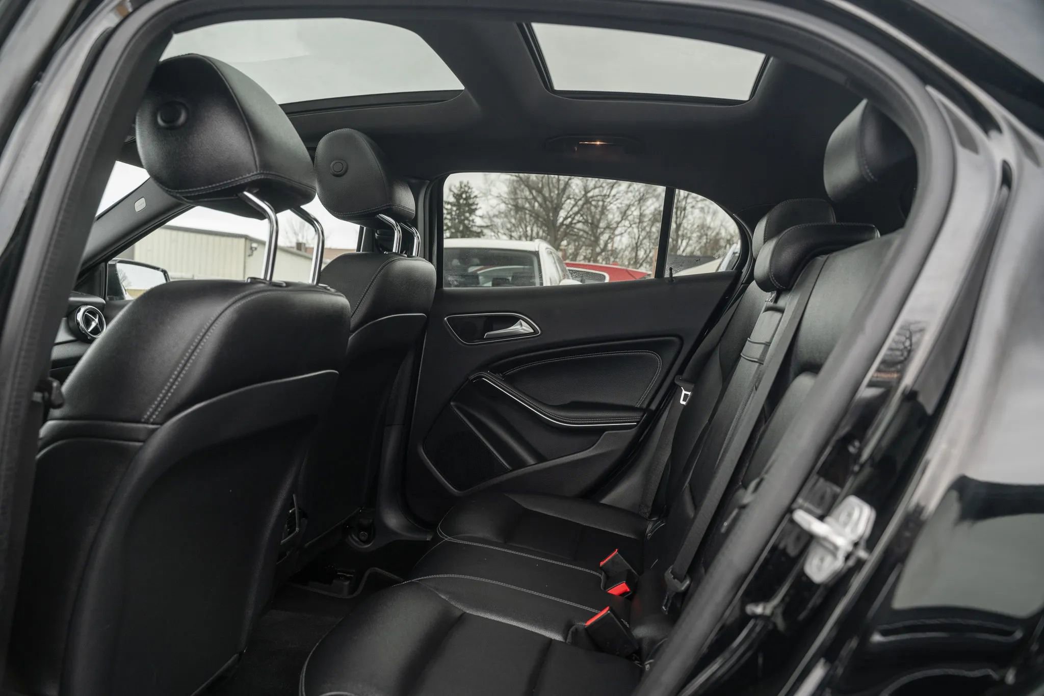 Used 2018 Mercedes-Benz GLA 250 GLA 250 4MATIC Sport Utility 4 image 9