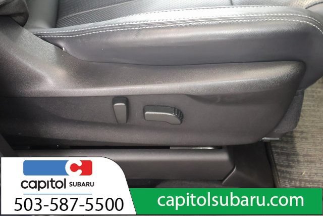 Used 2025 Subaru Ascent Touring AWD/4WD image 32