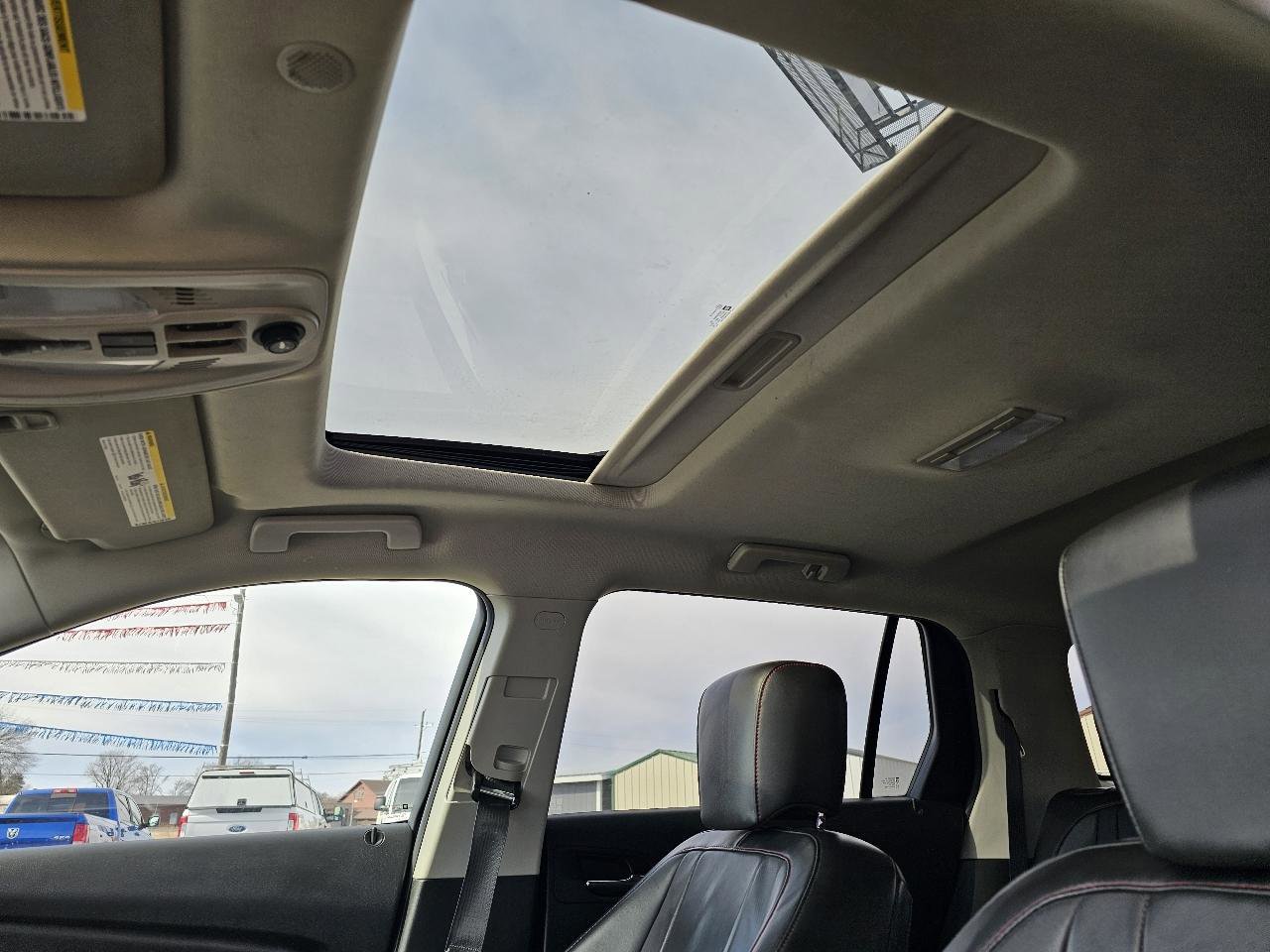 Used 2015 GMC Terrain SLT w/ LPO, Protection Package image 11