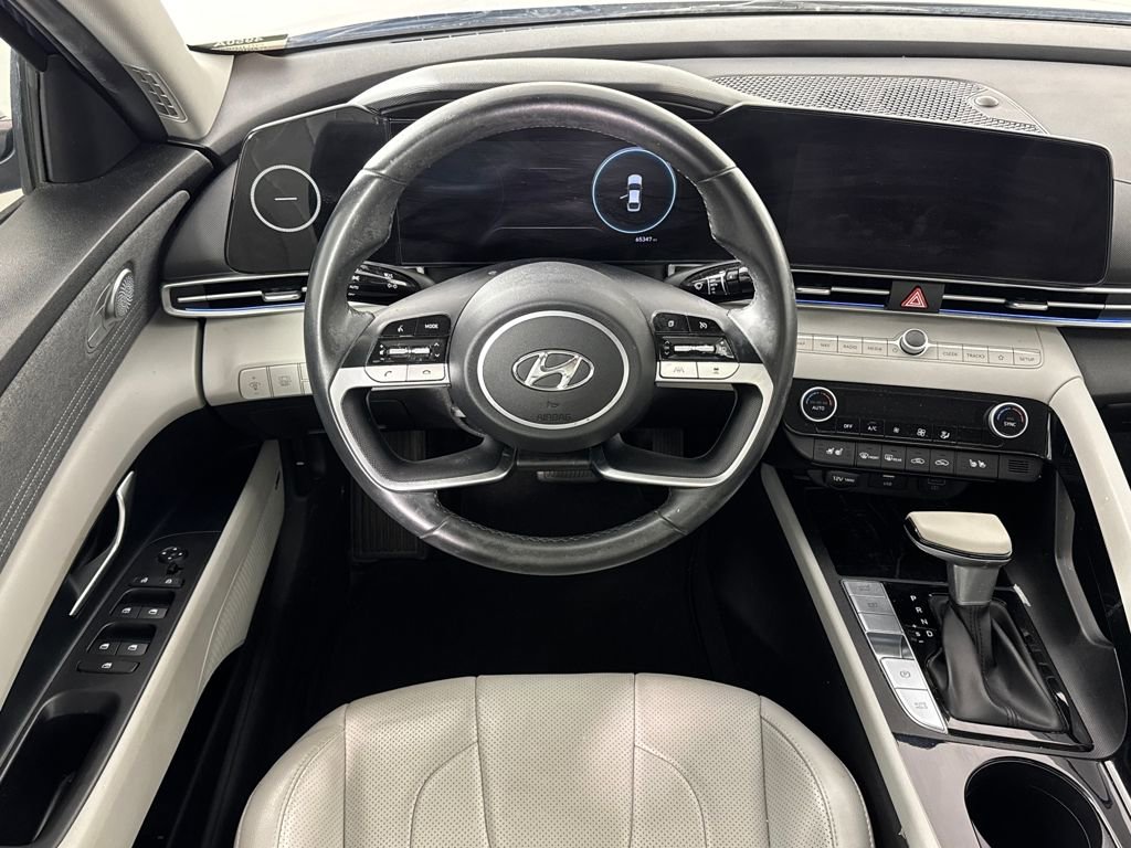 Used 2021 Hyundai Elantra Limited image 13