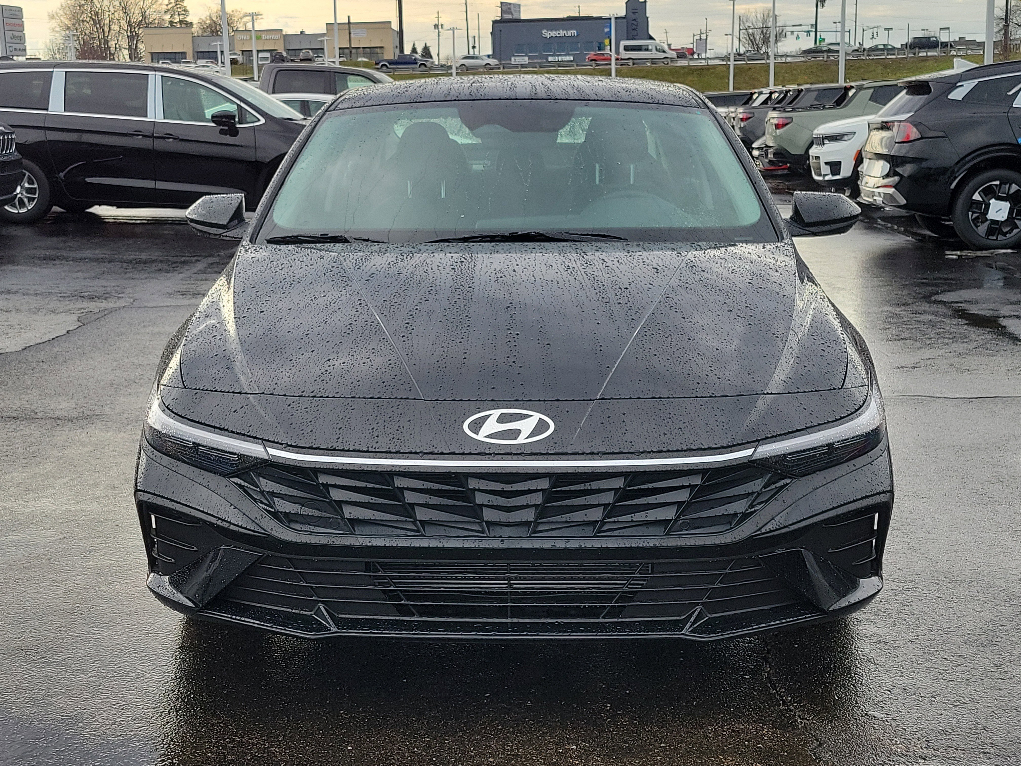 New 2026 Hyundai Elantra SE image 2